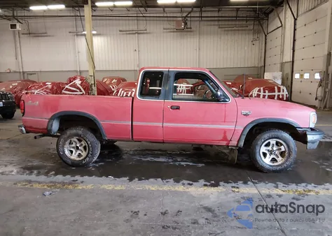 1994 Mazda B4000 Cab Plus z USA, uszkodzony, nr VIN 4F4DR17X5RTM79891